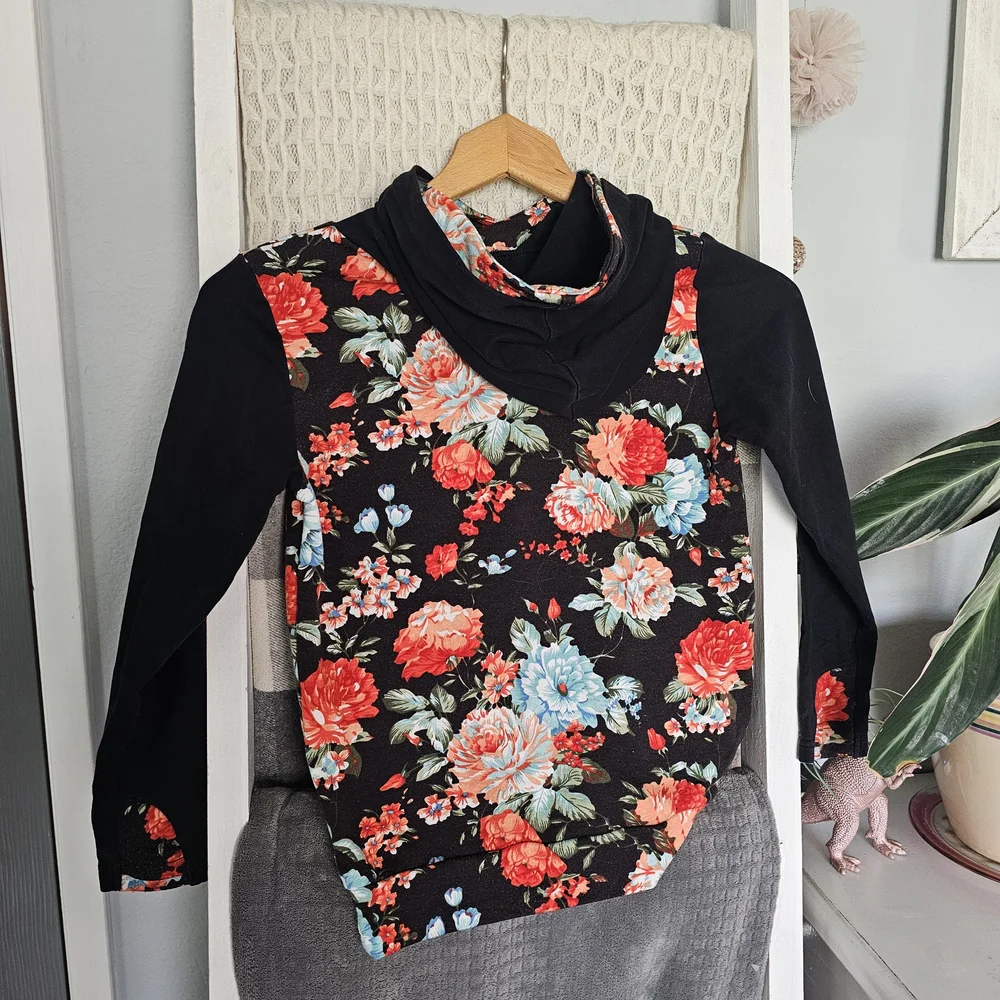 Hazel Blues Kids 4T Cowlneck Hoodie Black Floral, Thumb Holes & Pockets - Picture 5 of 5